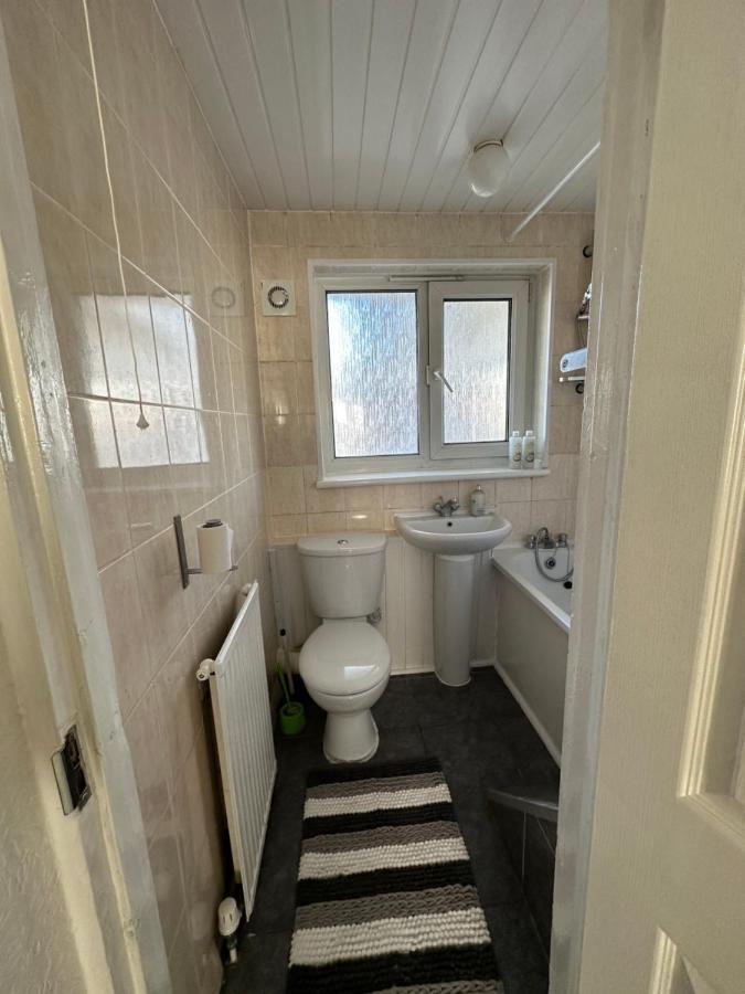 Cozy Room For Single Use Лондон Екстер'єр фото
